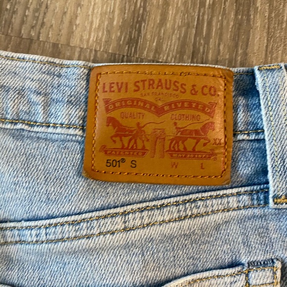 COPY - Levi 501 Jeans - Picture 4 of 4